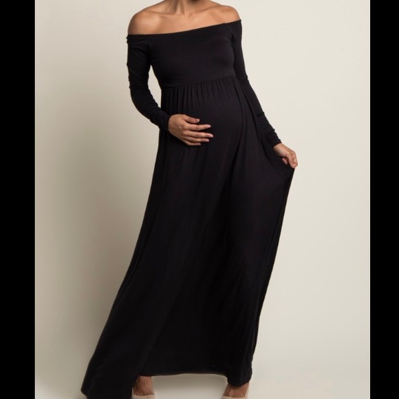 Off Shoulder Maternity Maxi gown - Picture 3 of 4